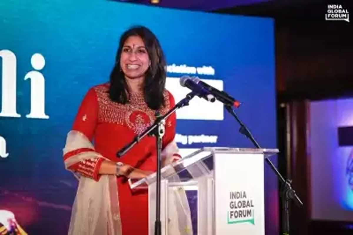 ब्रिटेन की गृह मंत्री ने दिवाली समारोह में एफटीए के लिए उठाई आवाज